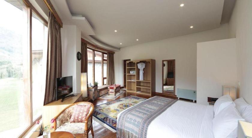 Terma Linca Resort And Spa Тхимпху Екстериор снимка