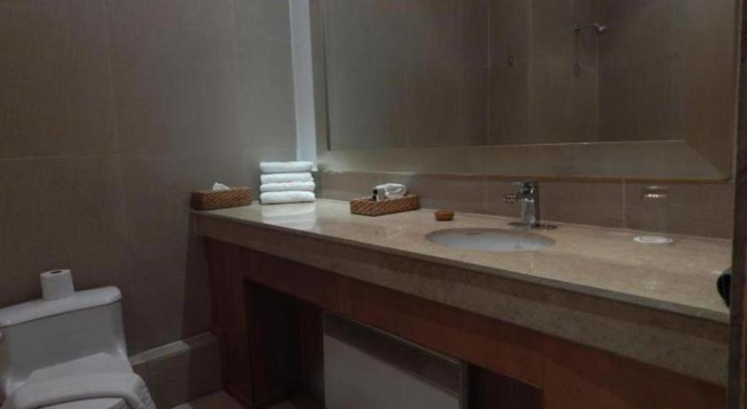 Terma Linca Resort And Spa Тхимпху Екстериор снимка