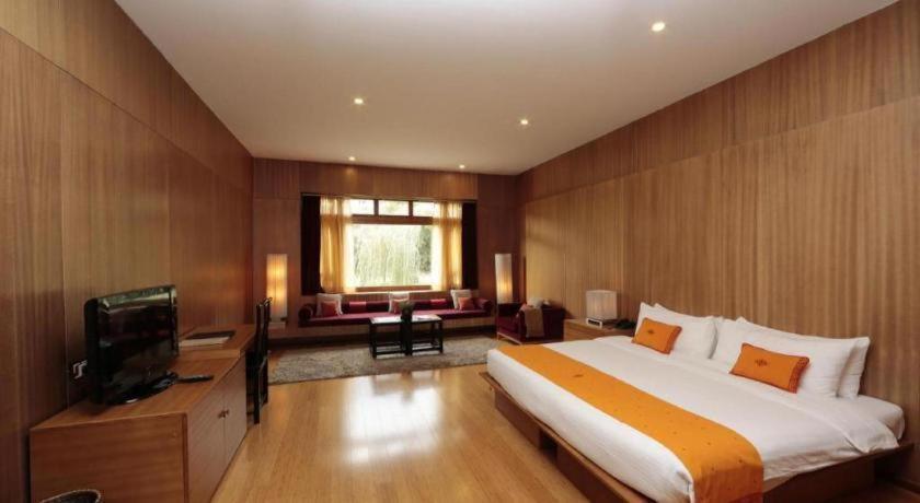 Terma Linca Resort And Spa Тхимпху Екстериор снимка