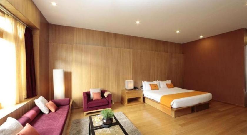Terma Linca Resort And Spa Тхимпху Екстериор снимка