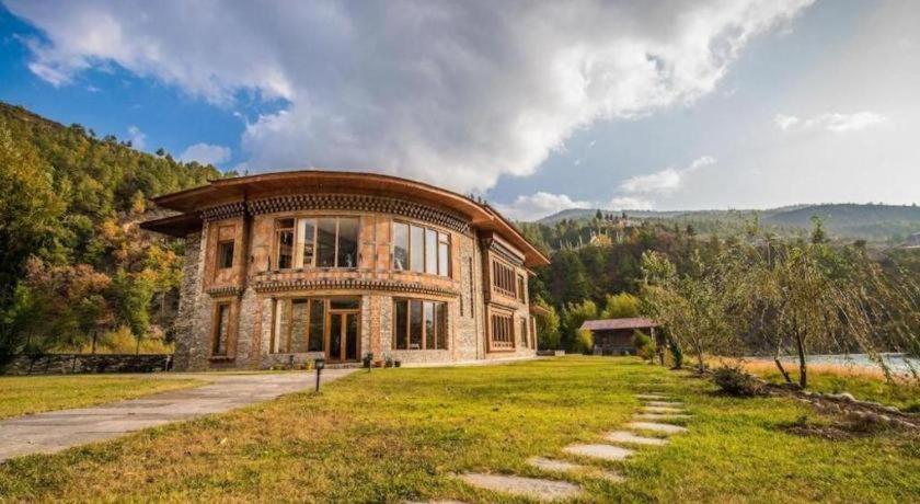 Terma Linca Resort And Spa Тхимпху Екстериор снимка